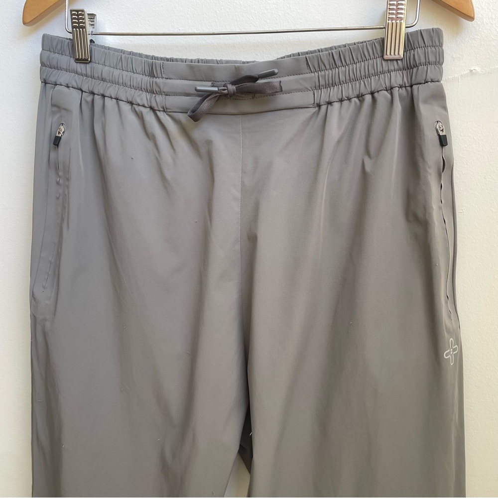 Jian Ye Basic Unit Gray Technical Track Jogger Pa… - image 3